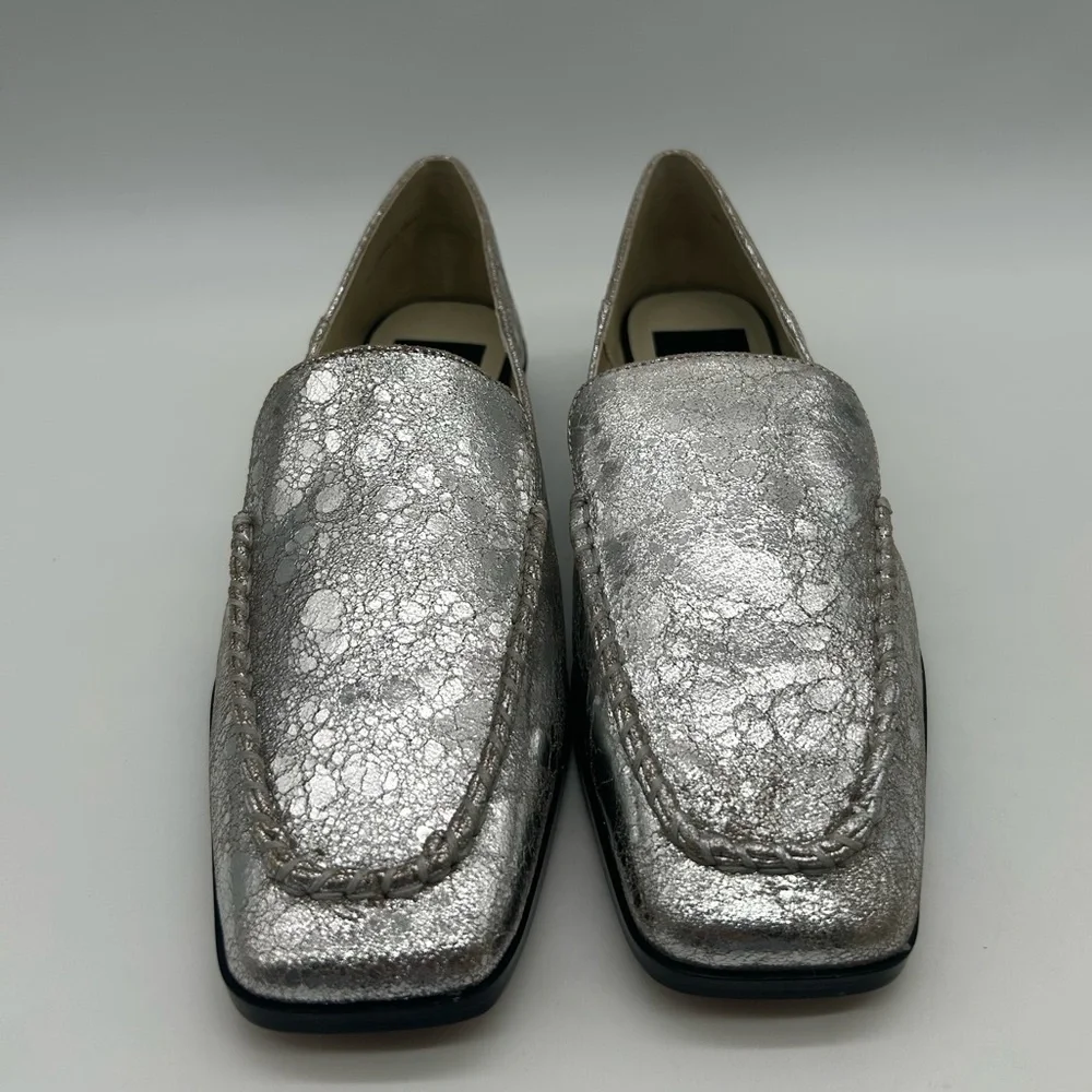 Dolce Vita Beny Silver Distressed Leather Loafers Size 6 NIB